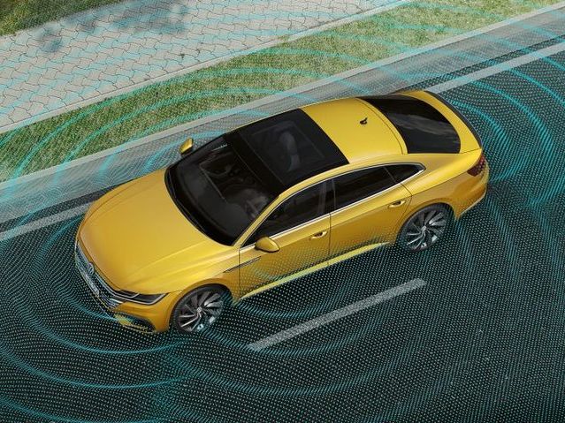 VW Arteon 2017 предшественик area view