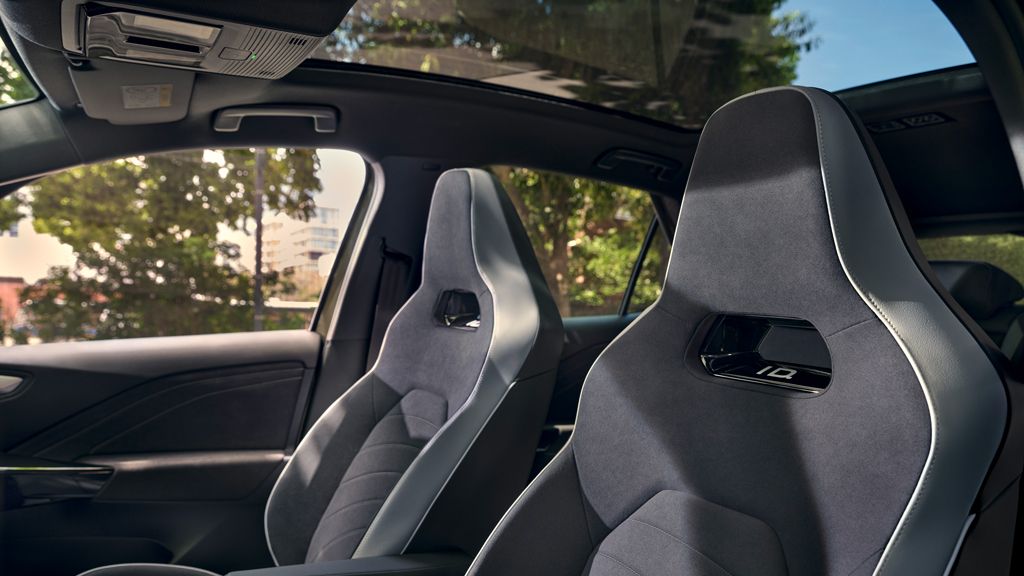 Поглед към електрическата Top-спортна седалка във VW ID.3 с масажна функция и висококачествена тапицерия.
