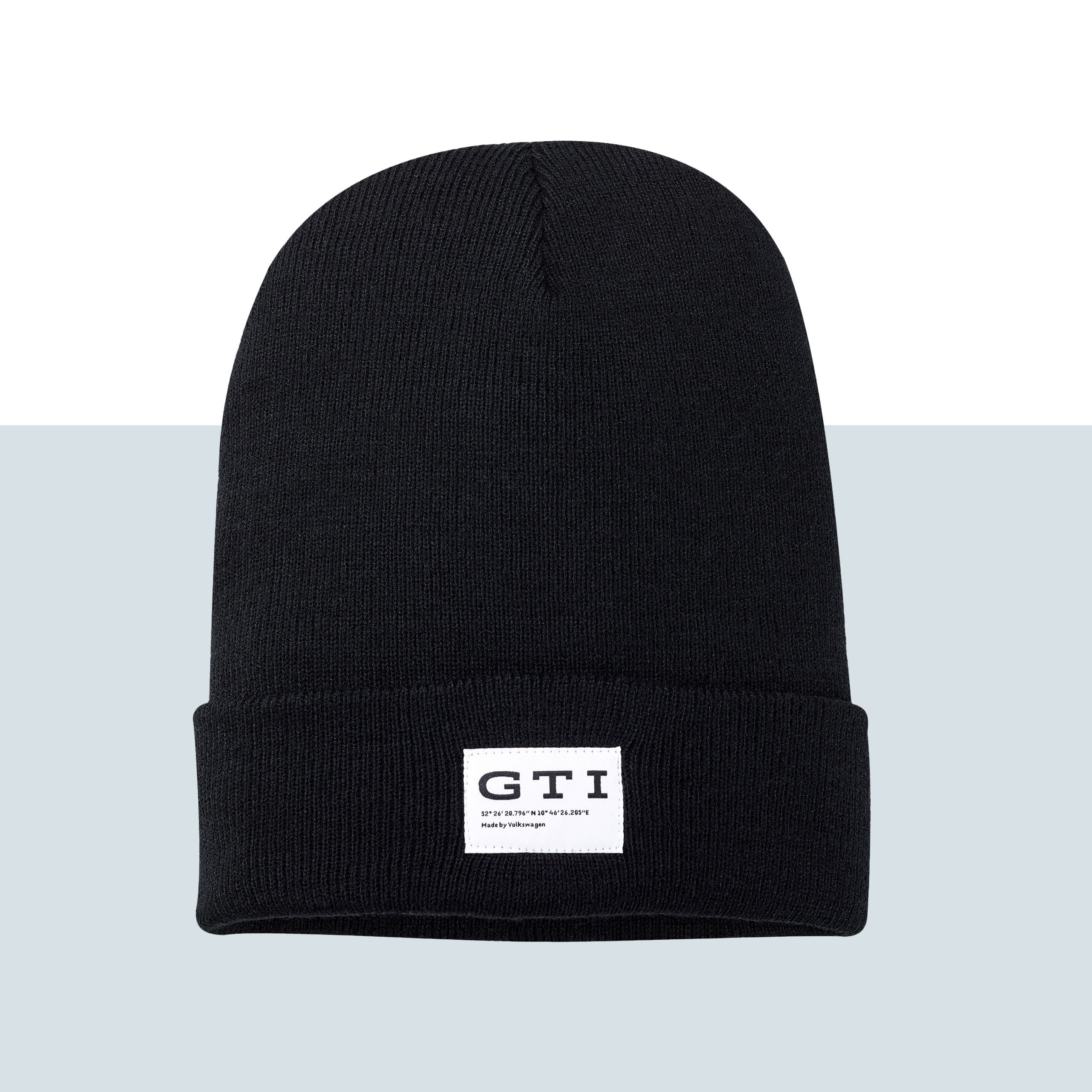 Плетена шапка черна от колекцията GTI