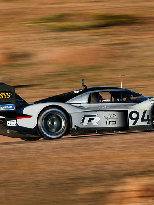 Рекордното изкачване на Volkswagen ID.R в Pikes Peak Hill Climb през 2018 година