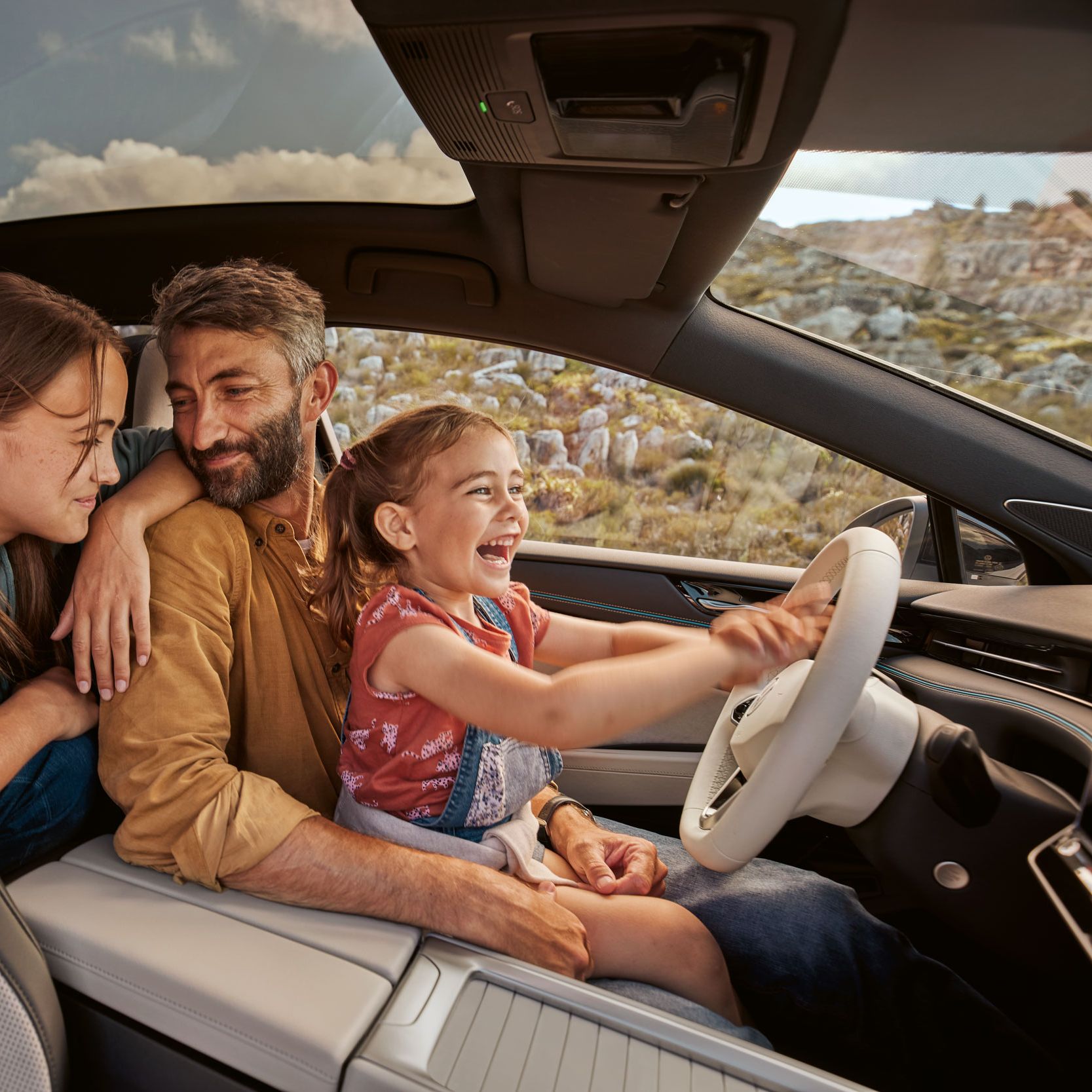 VW ID.7 панорамен покрив