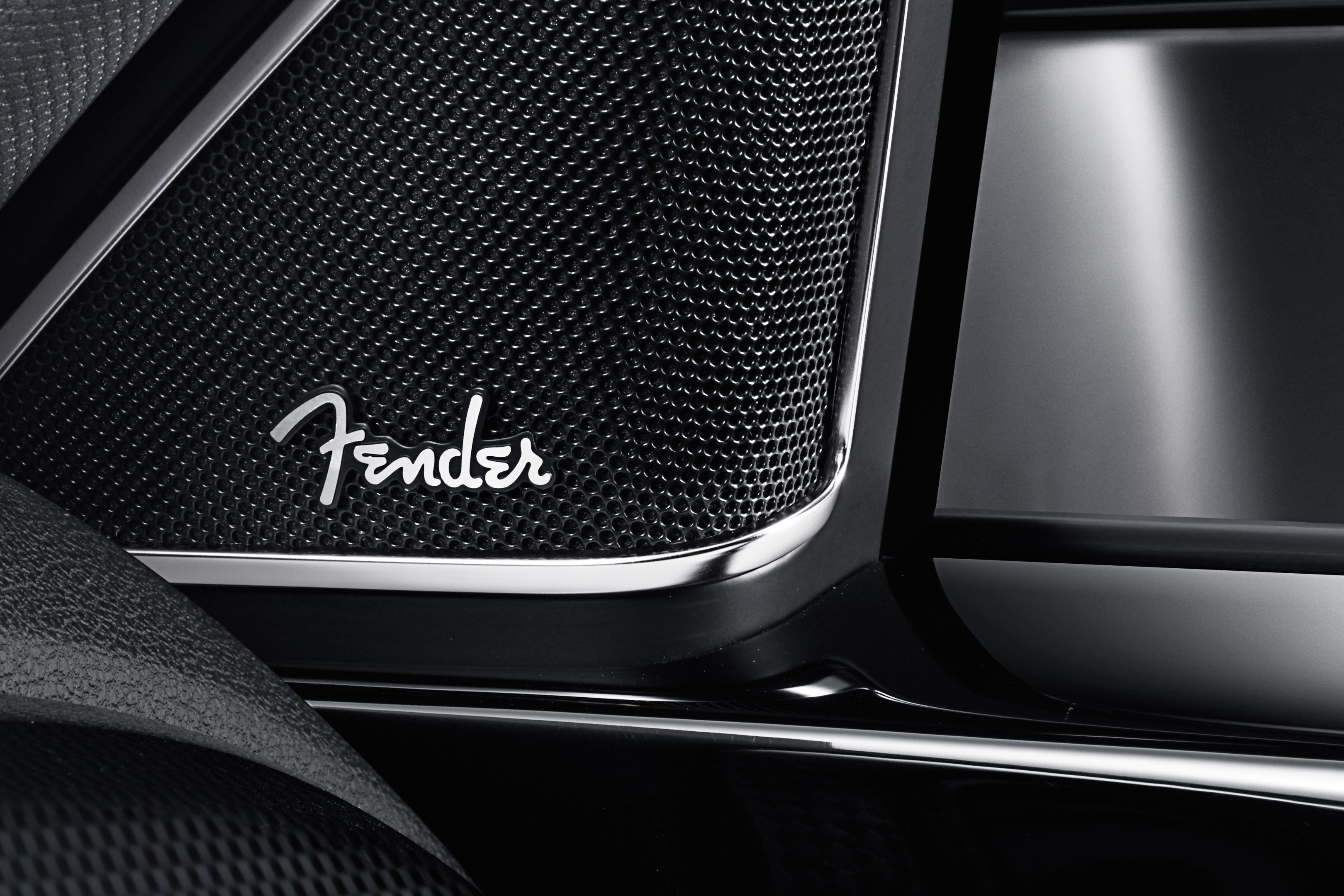 VW Beetle звуквоа система "Fender Sound"