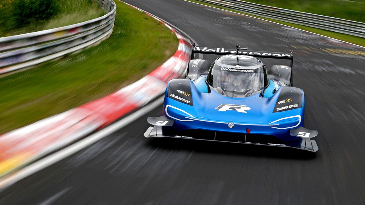 Електрическият рекорд на Volkswagen ID.R на Северната отсечка на пистата Нюрбургринг през 2019 година
