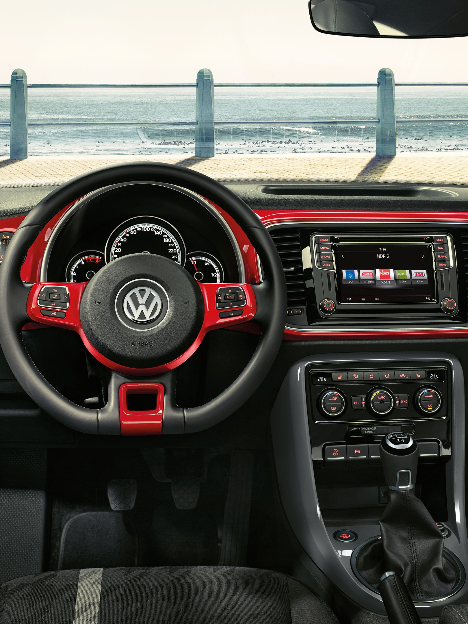 VW Beetle интериор и кокпит