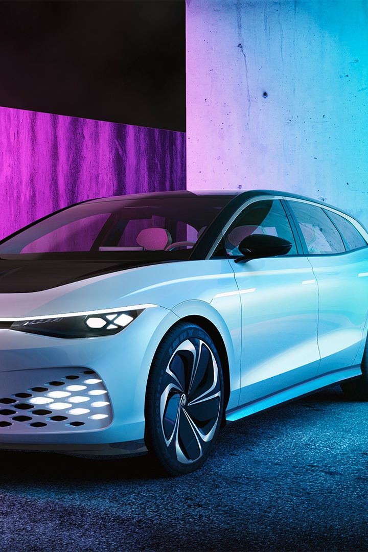 Електрическата концептуална студия VW ID. Space Vizzion
