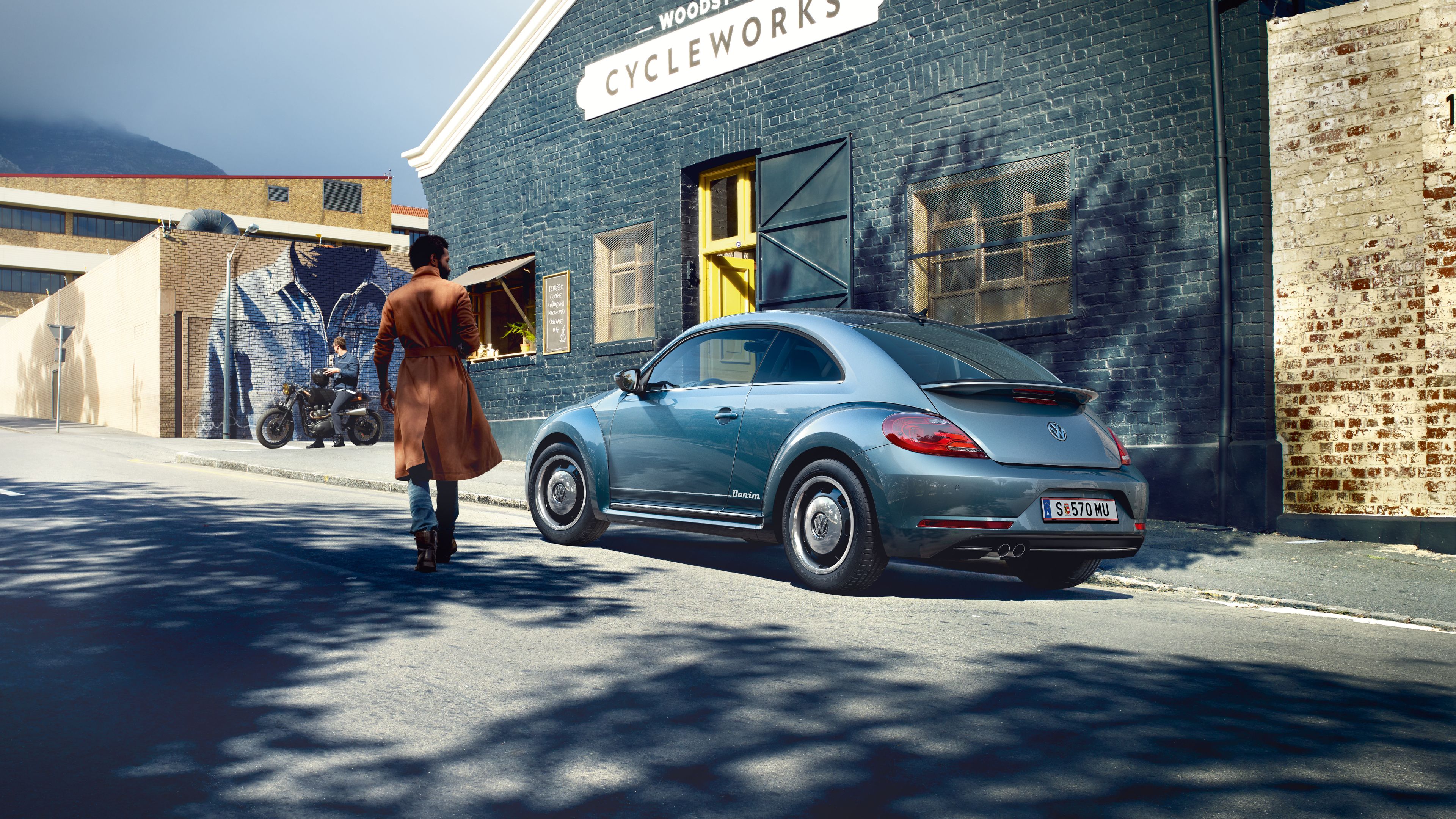 VW Beetle отзад