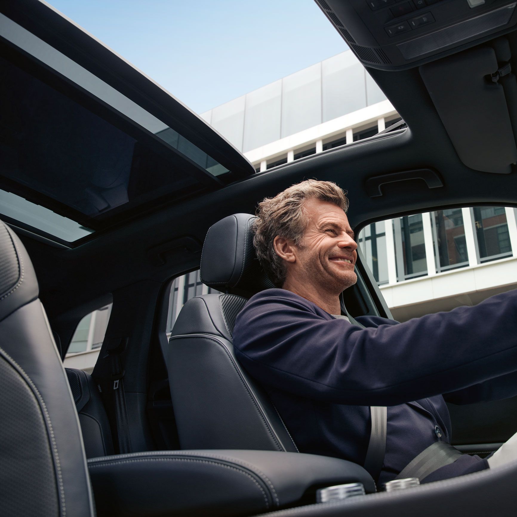 VW Touareg - Панорамен покрив