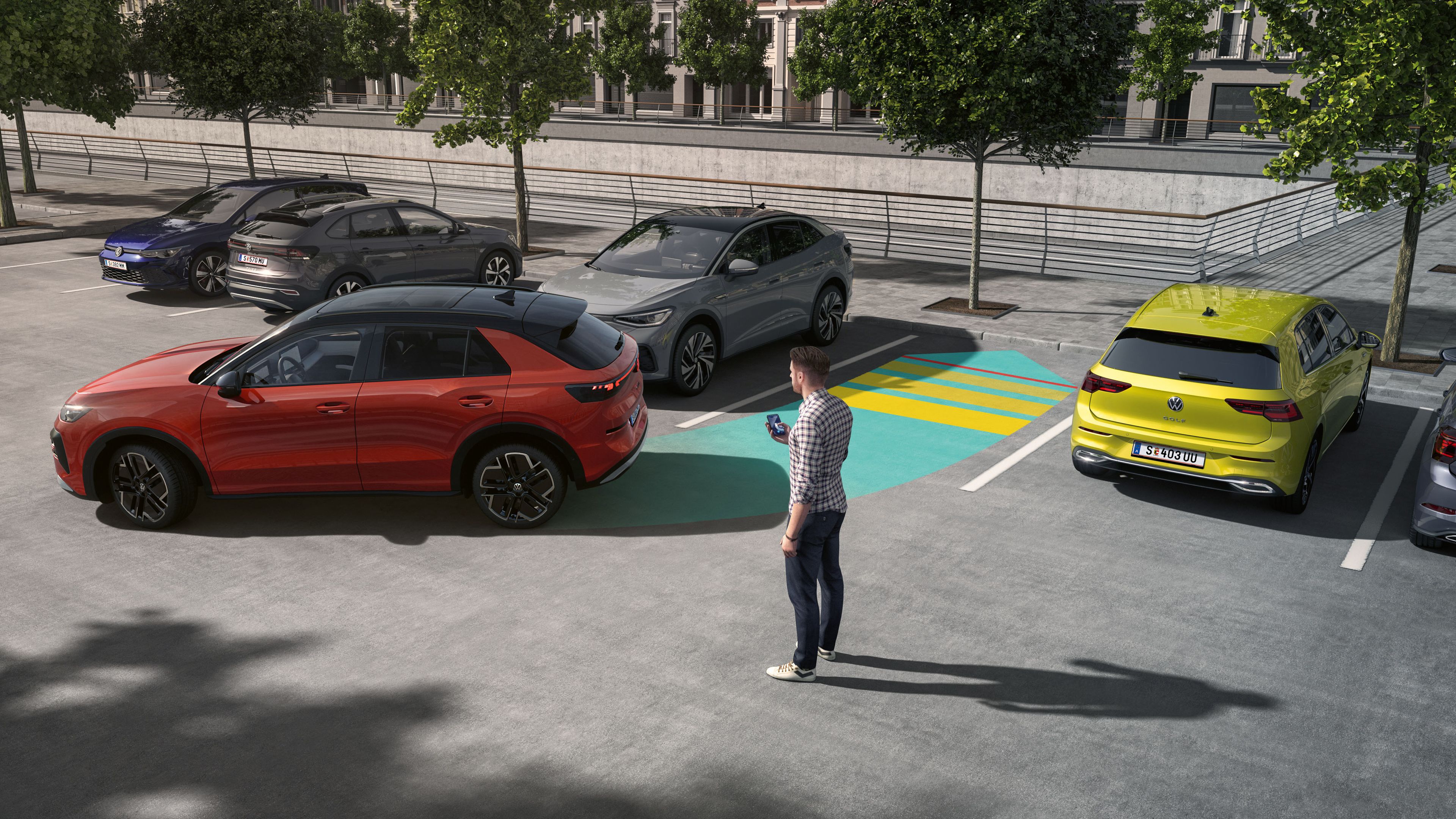 Червен Volkswagen ID.5, който се паркира автоматично чрез управление от смартфон на паркинг