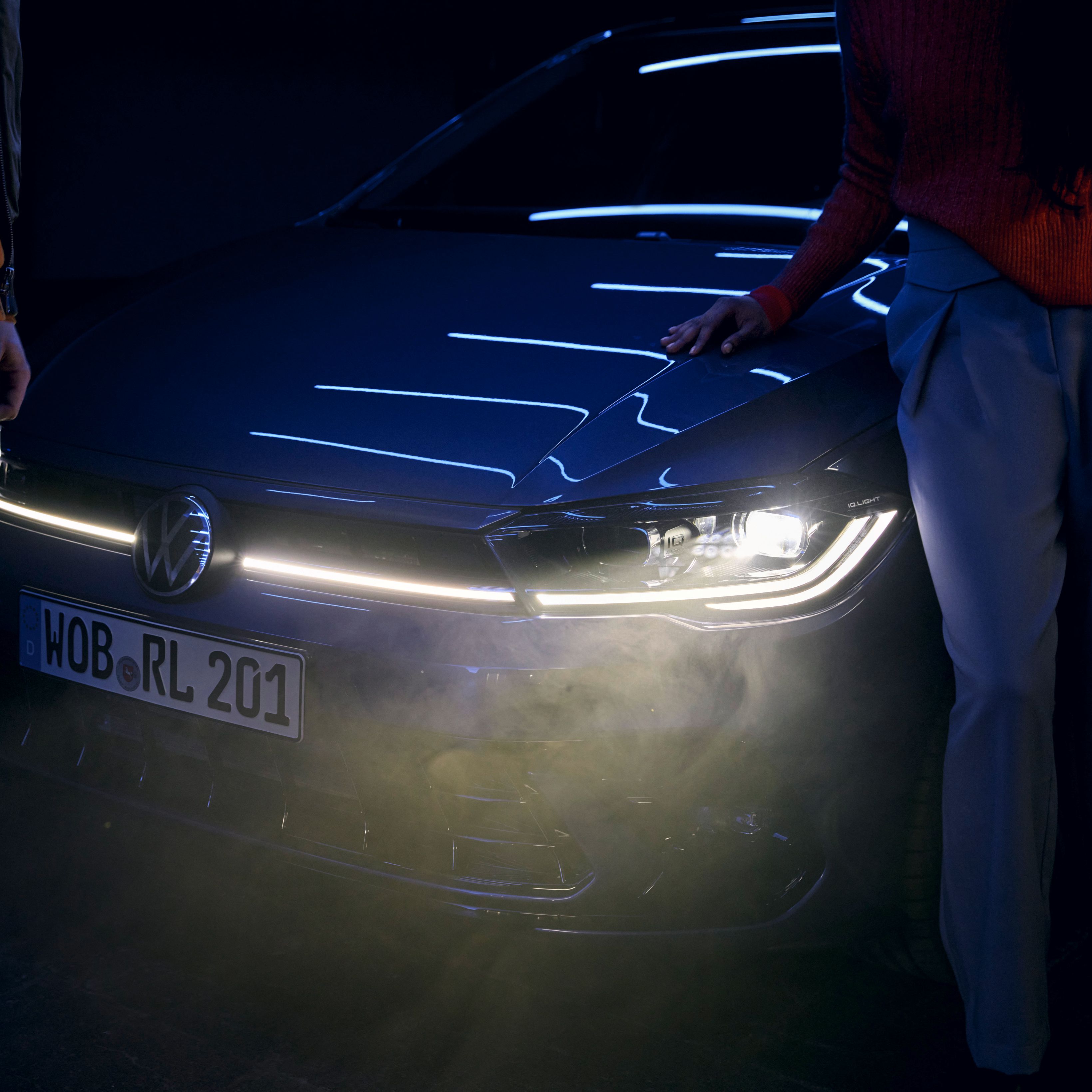 Светлинната графика във VW Polo: с предлагана като опция светлинна лента и IQ.LIGHT - LED-Matrix-светлини