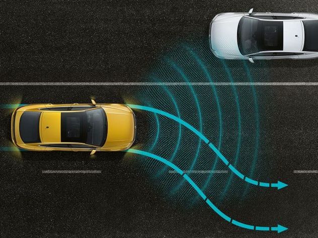 VW Arteon предшественик emergency assist 